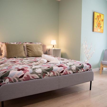 Sunflower Apartment Centrico Тарагона Екстериор снимка