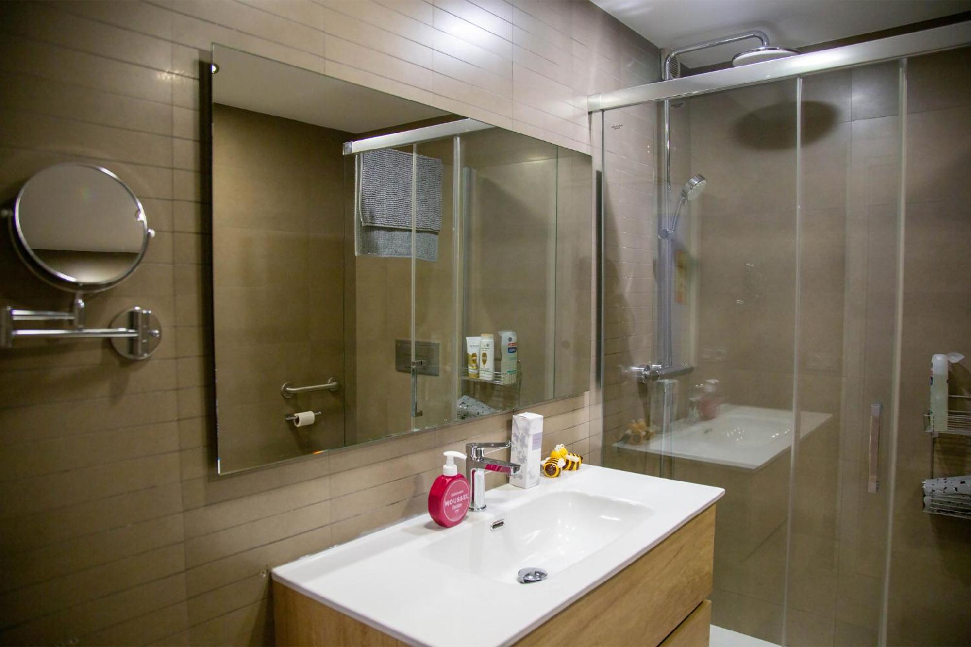 Sunflower Apartment Centrico Тарагона Екстериор снимка